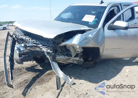 2015 Chevrolet Silverado 1500 1Lt/2Lt из США, поврежденный, VIN 3GCUKREC7FG111295